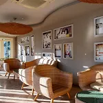 Pinehill & Hotel