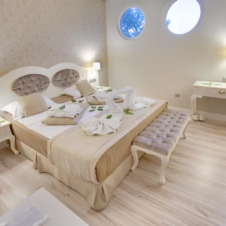 Hotel Pinehill Hotel&suites