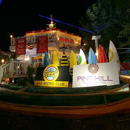 Hotel Pinehill Hotel&suites