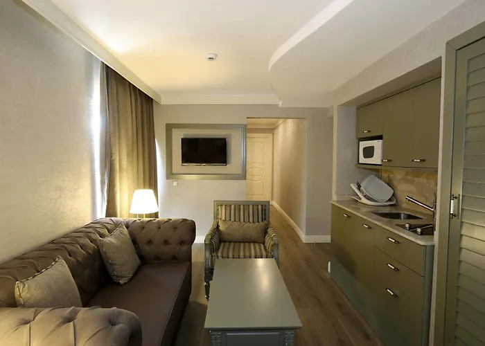 Hotell Pinehill Hotel&suites Öludeniz