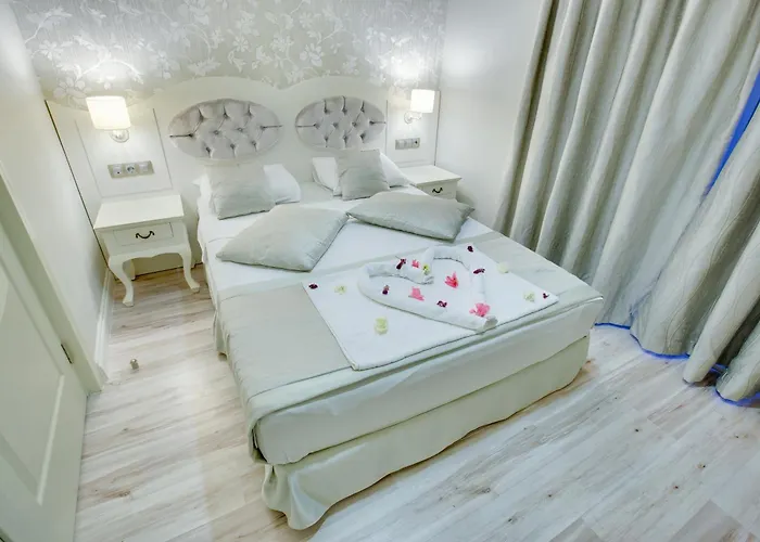 Pinehill Hotel&suites Öludeniz