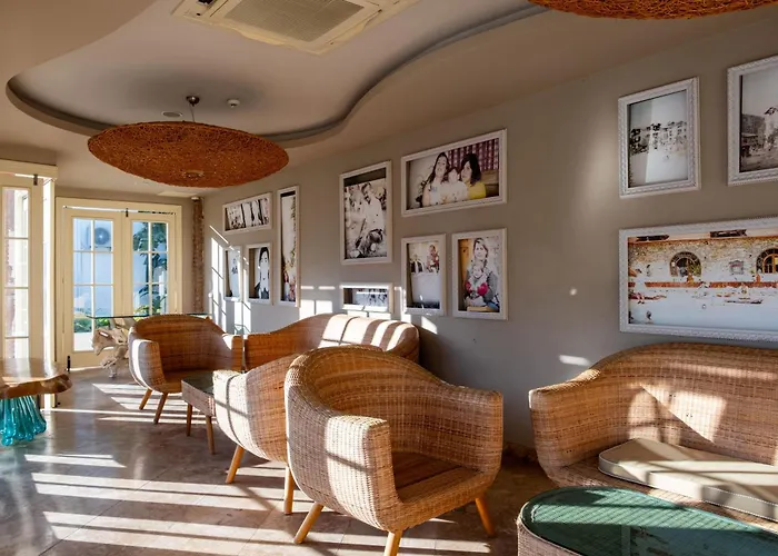 Pinehill Hotel&suites Hotell