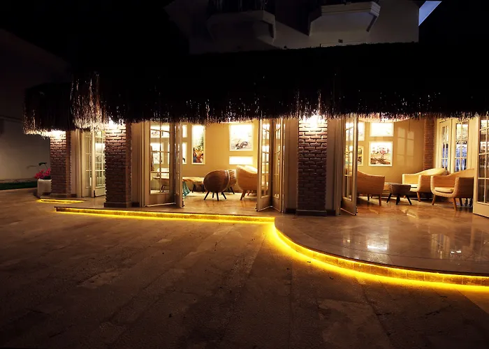 Pinehill Hotel&suites Hotell