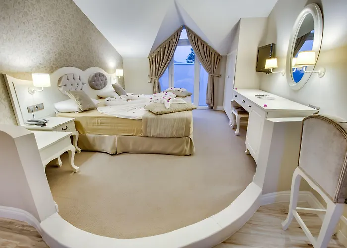Pinehill Hotel&suites Hotell 3*