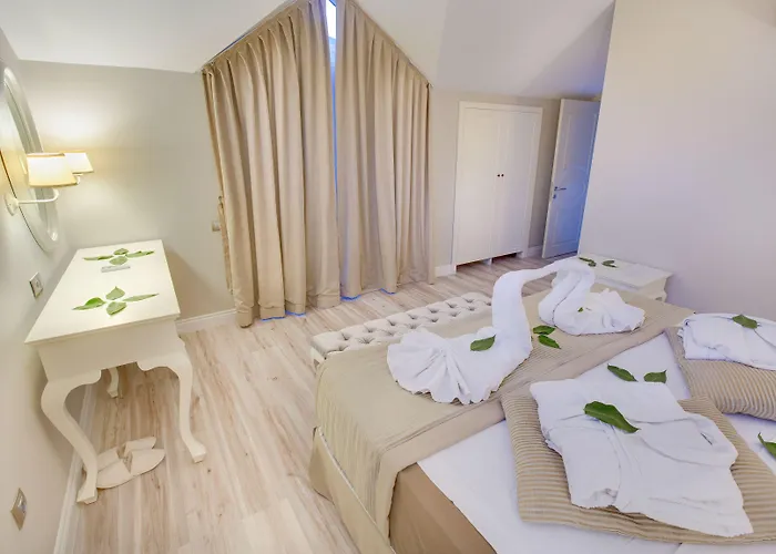 Pinehill Hotel&suites Hotell 3*