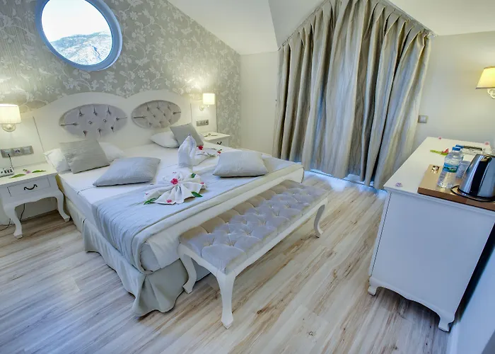 Pinehill Hotel&suites Hotell Öludeniz