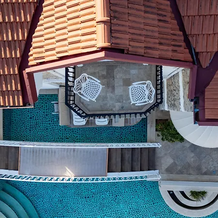 Pinehill & Hotel