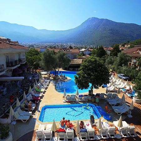 Pinehill Hotel&suites Hotel 3*