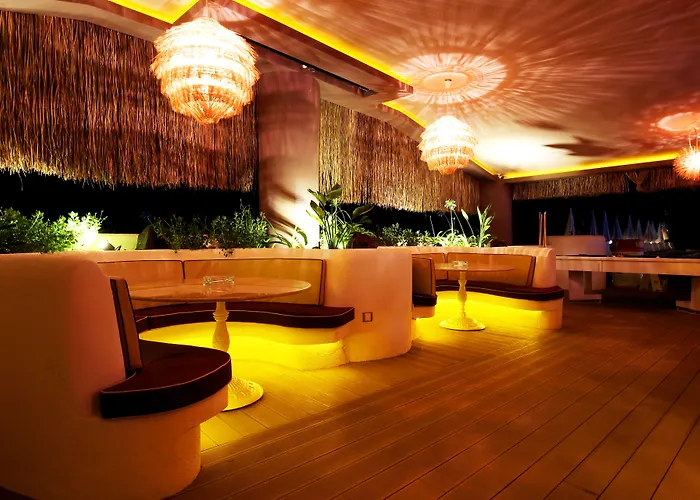 Pinehill Hotel&suites 3* Öludeniz