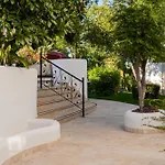 Pinehill & Hotel 3*